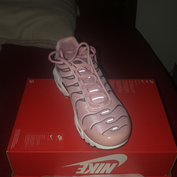 Brand new Nike air max - Picture 2 of 4